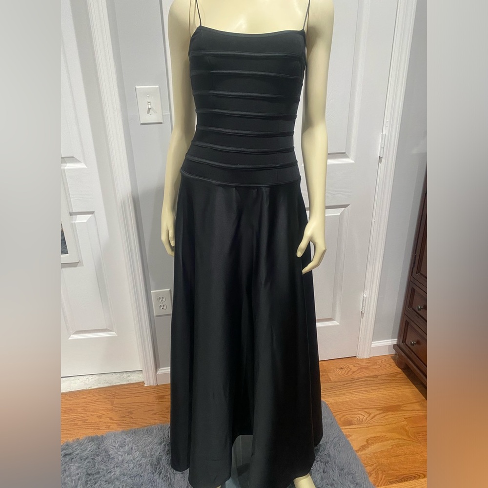 JS Collections Dress/ Size 6 - Picture 4 of 8